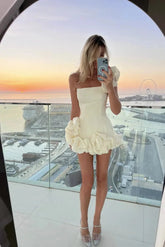 Vestido mini de flores difícil de amar